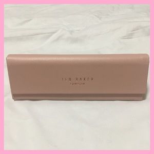 Ted Baker London Eyeglasses case in Nude Pink